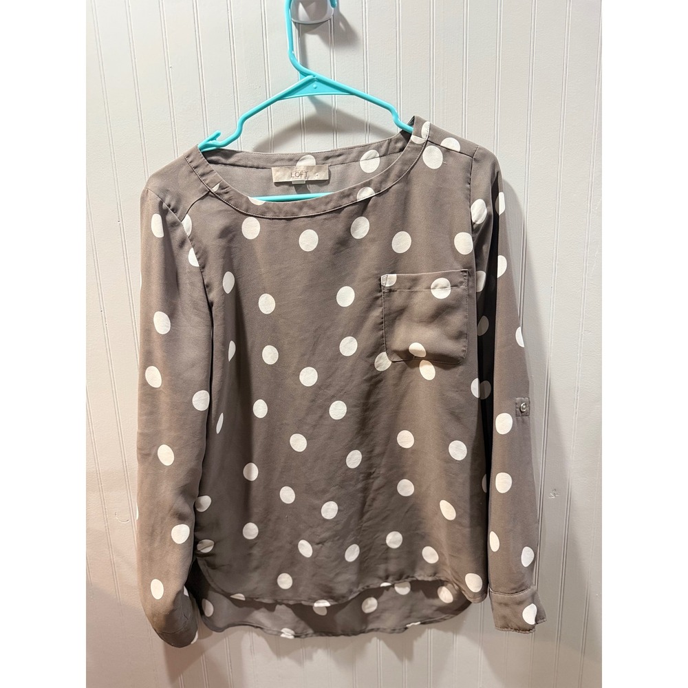 LOFT Polka Dot Roll Tab Sleeve Blouse Grey White XS Pocket High Low Top